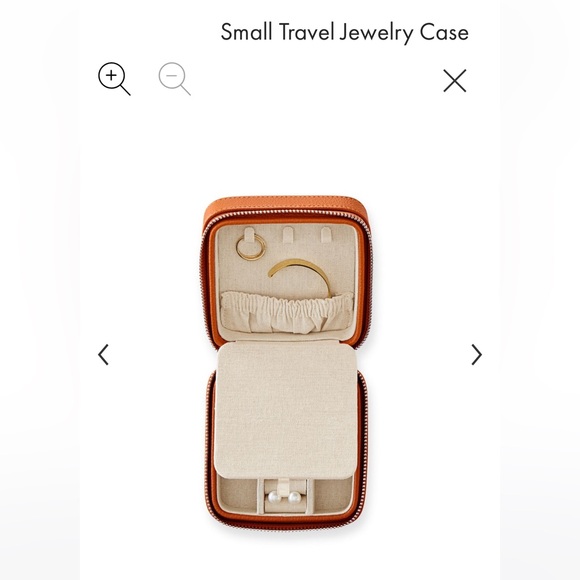 New Mark & Graham small travel jewelry case in camel monogrammed - Picture 8 of 9